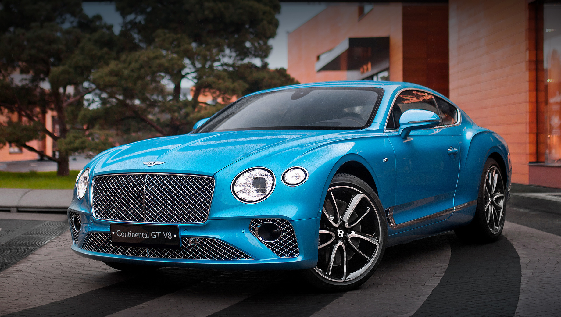 Купе Bentley Continental GT V8 добралось до России — DRIVE2