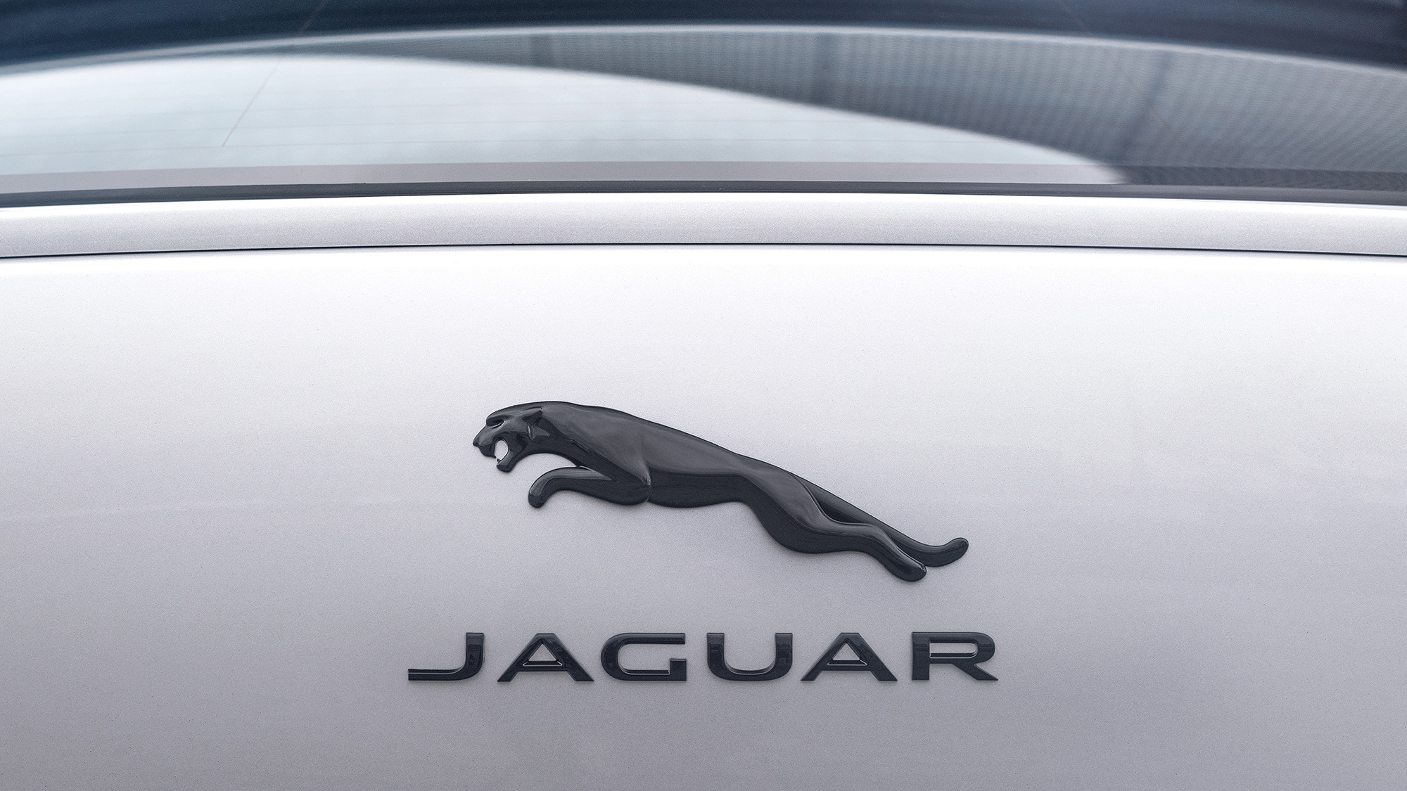 После обновления Jaguar I-Pace прибавил в технологичности — ДРАЙВ