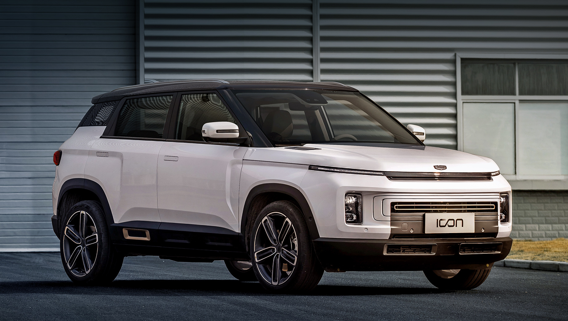 Geely lcon фотография. Geely icon характеристики. Geely 2023. 5 турбо 181 силах. Geely icon 2021.