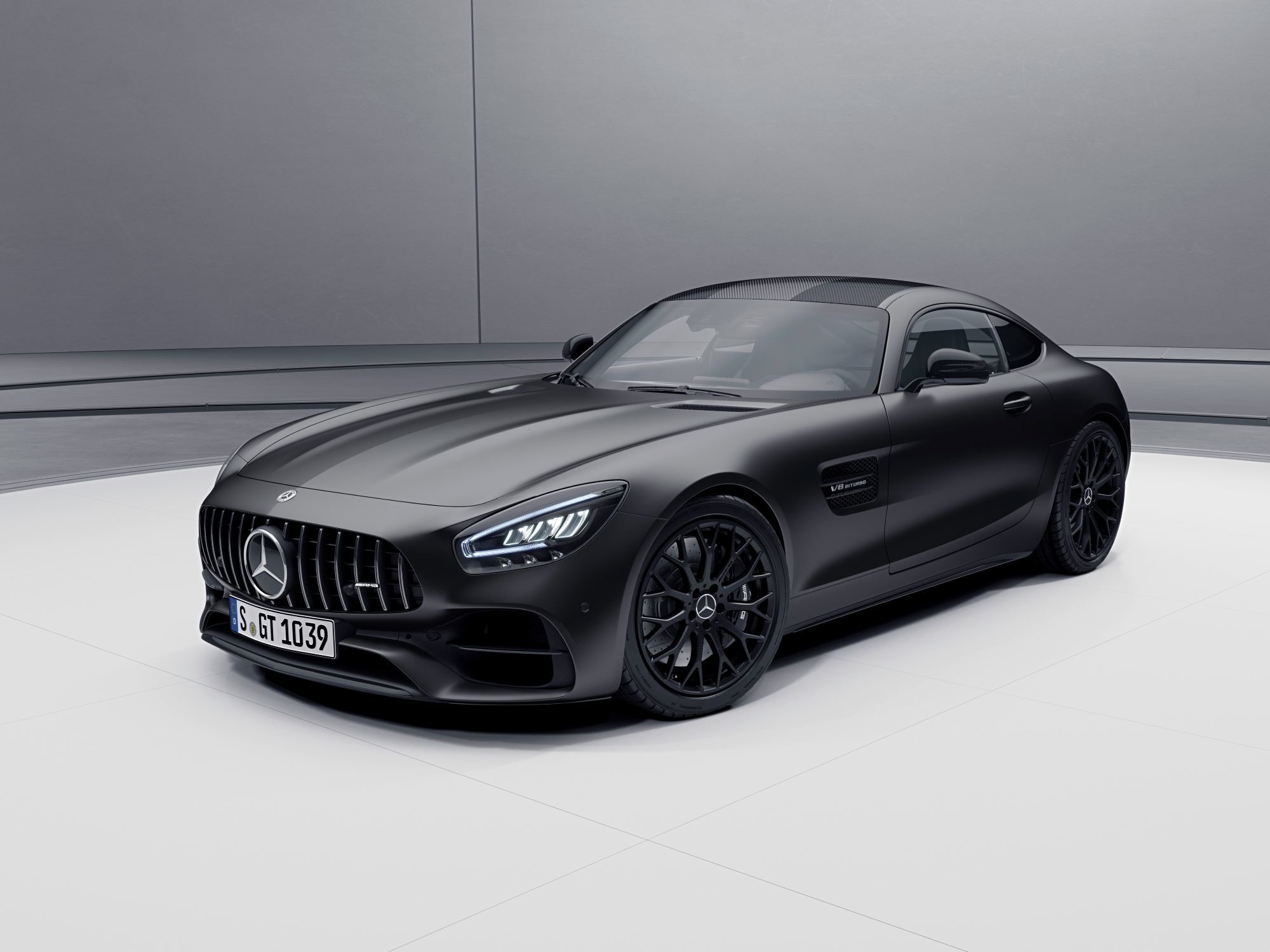 Базовый Mercedes-AMG GT догнал по мощности версию GT S — ДРАЙВ