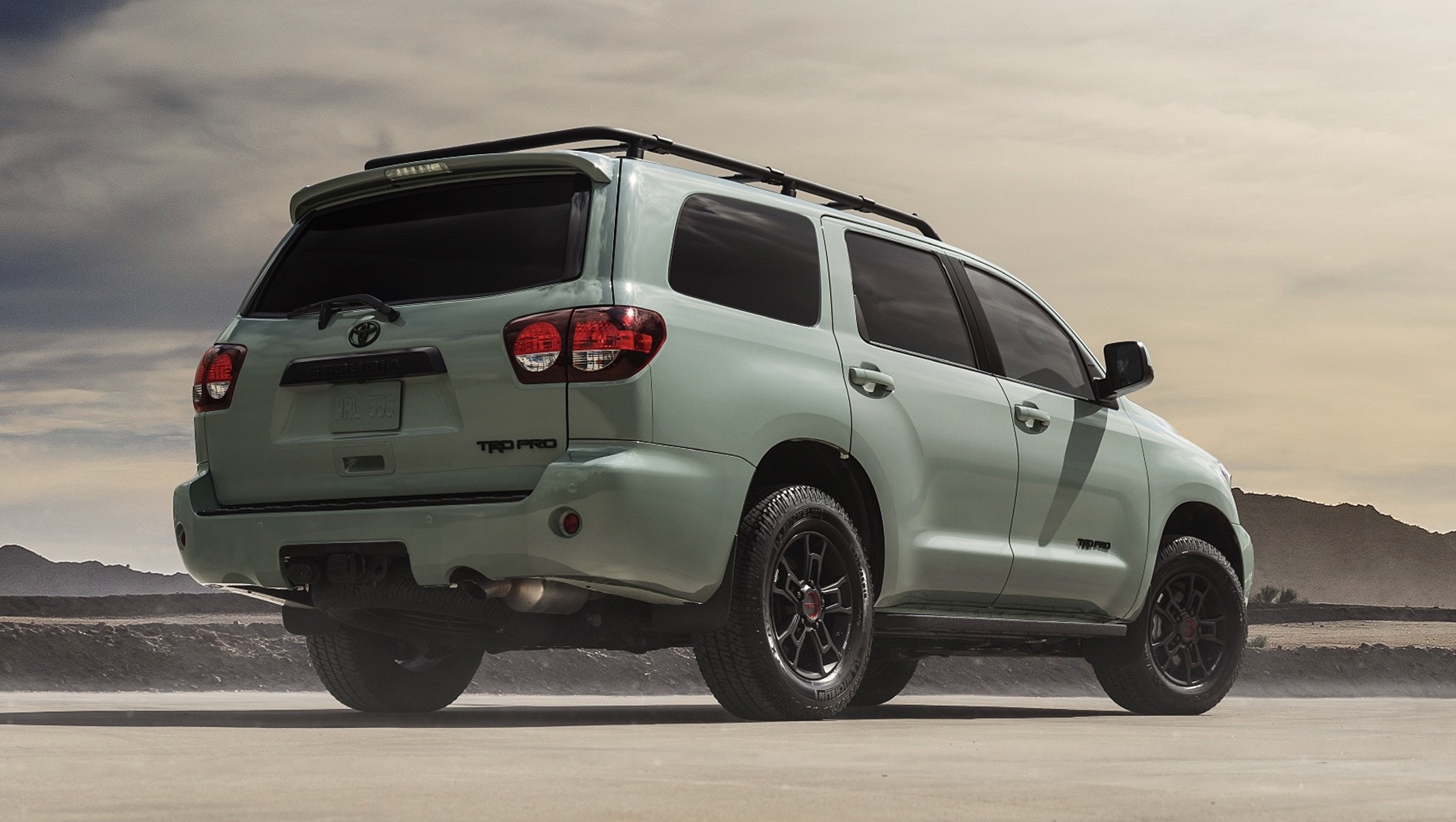 Toyota Sequoia 2021 года