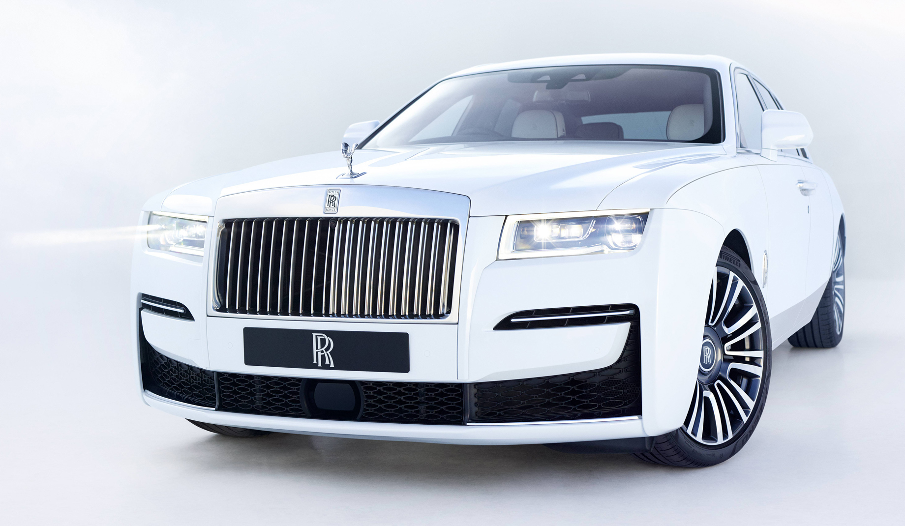 Rolls royce ghost интерьер