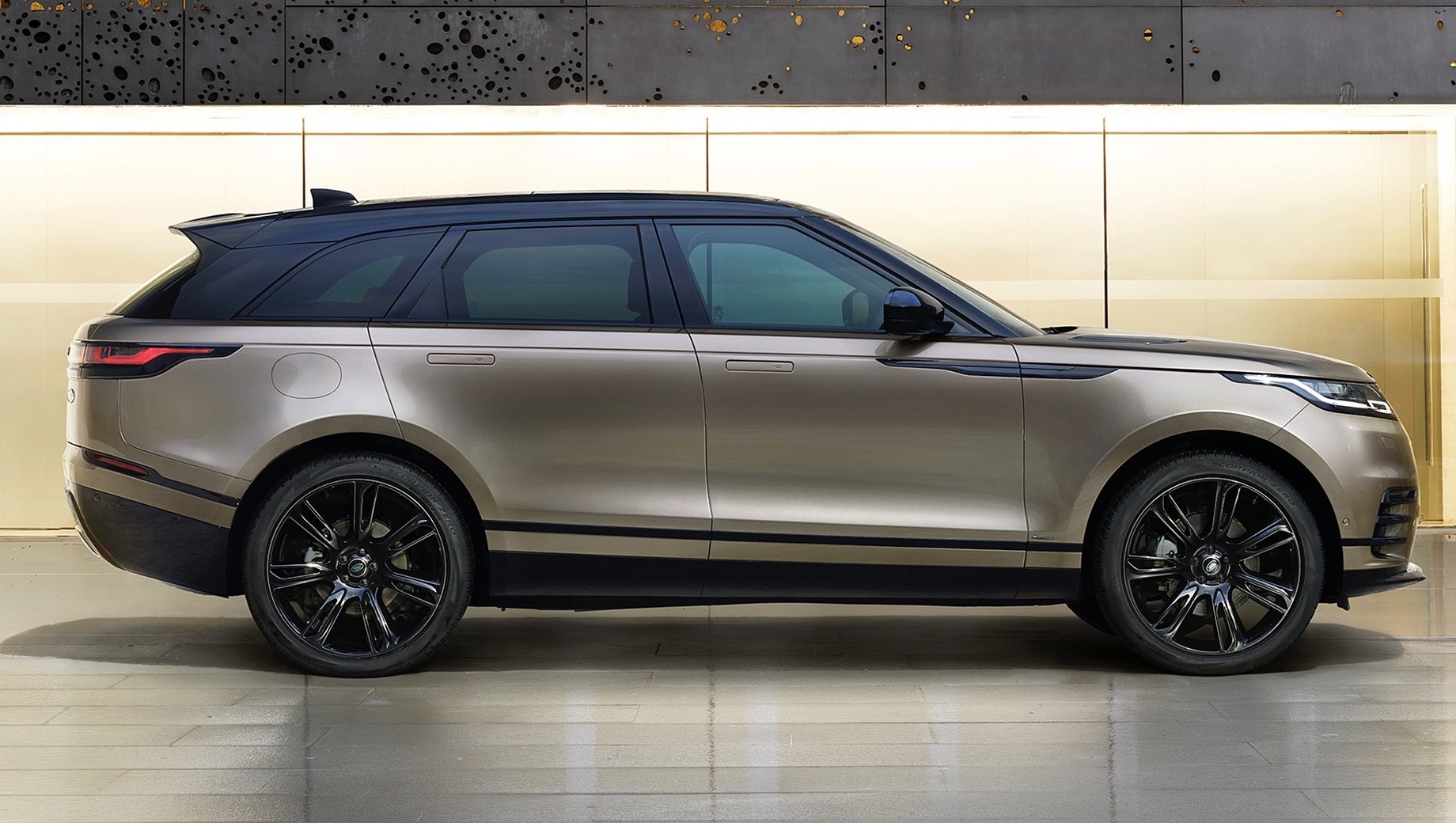 Дополнено: Range Rover Velar обзавёлся новыми моторами — ДРАЙВ