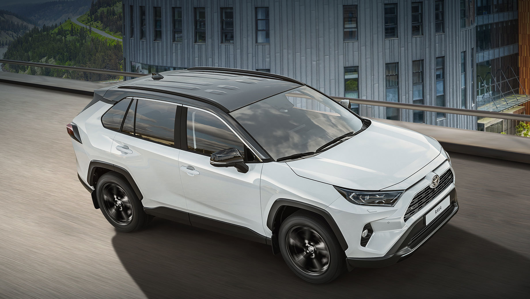 В России появилась чёрно-белая Toyota RAV4 Style — DRIVE2