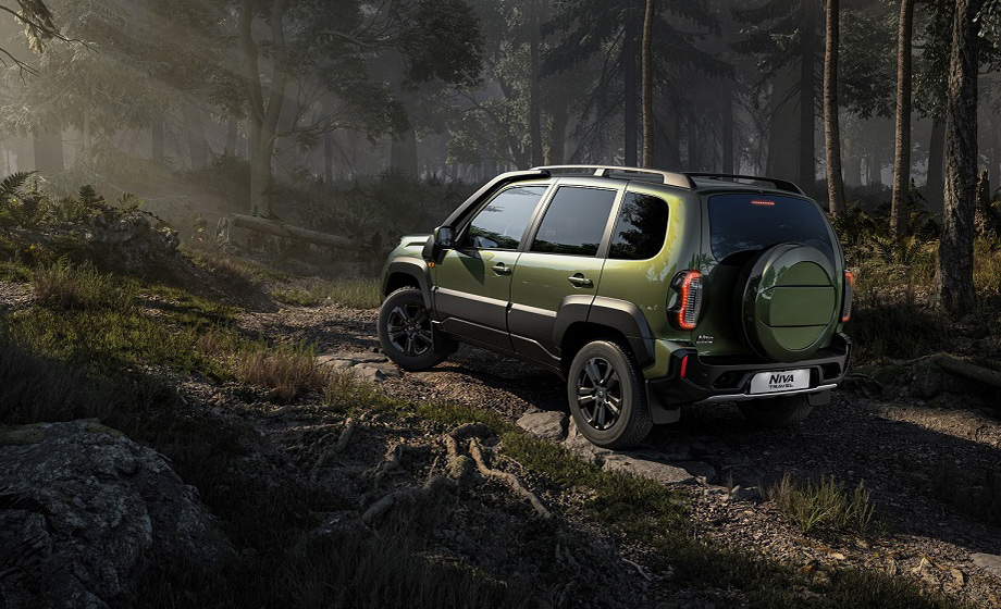 Как выглядит новая нива тревел Внедорожник Lada Niva обновился с приставкой Travel - DRIVE2