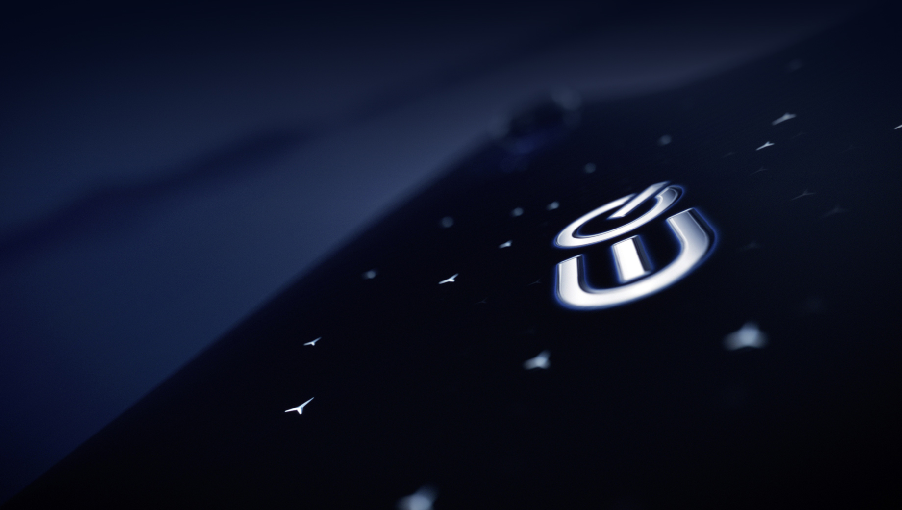 Экран MBUX Hyperscreen украсит электрокар Mercedes-Benz EQS