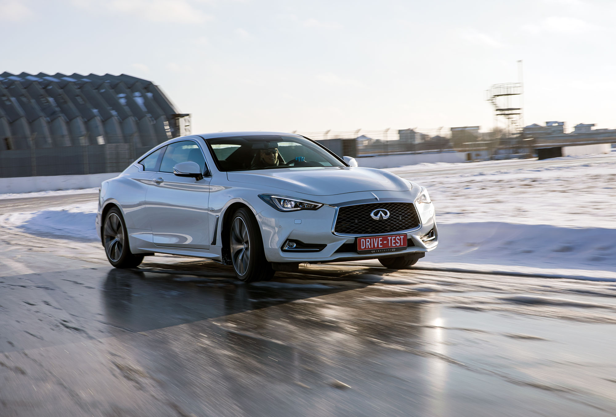 Провожаем Infiniti Q60 на заднеприводном BMW 420d — ДРАЙВ