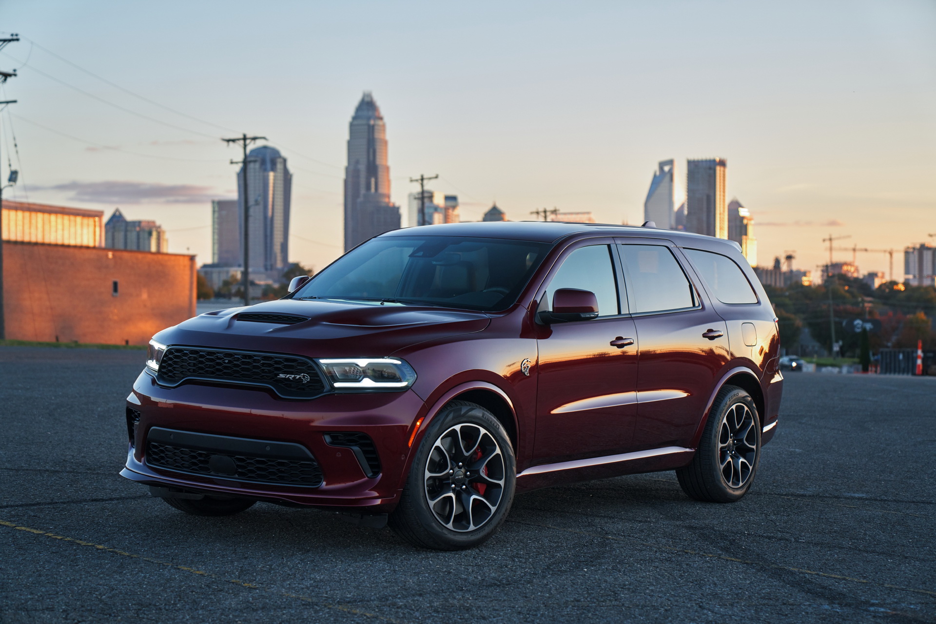 Редкий Dodge Durango SRT Hellcat встал на конвейер — ДРАЙВ