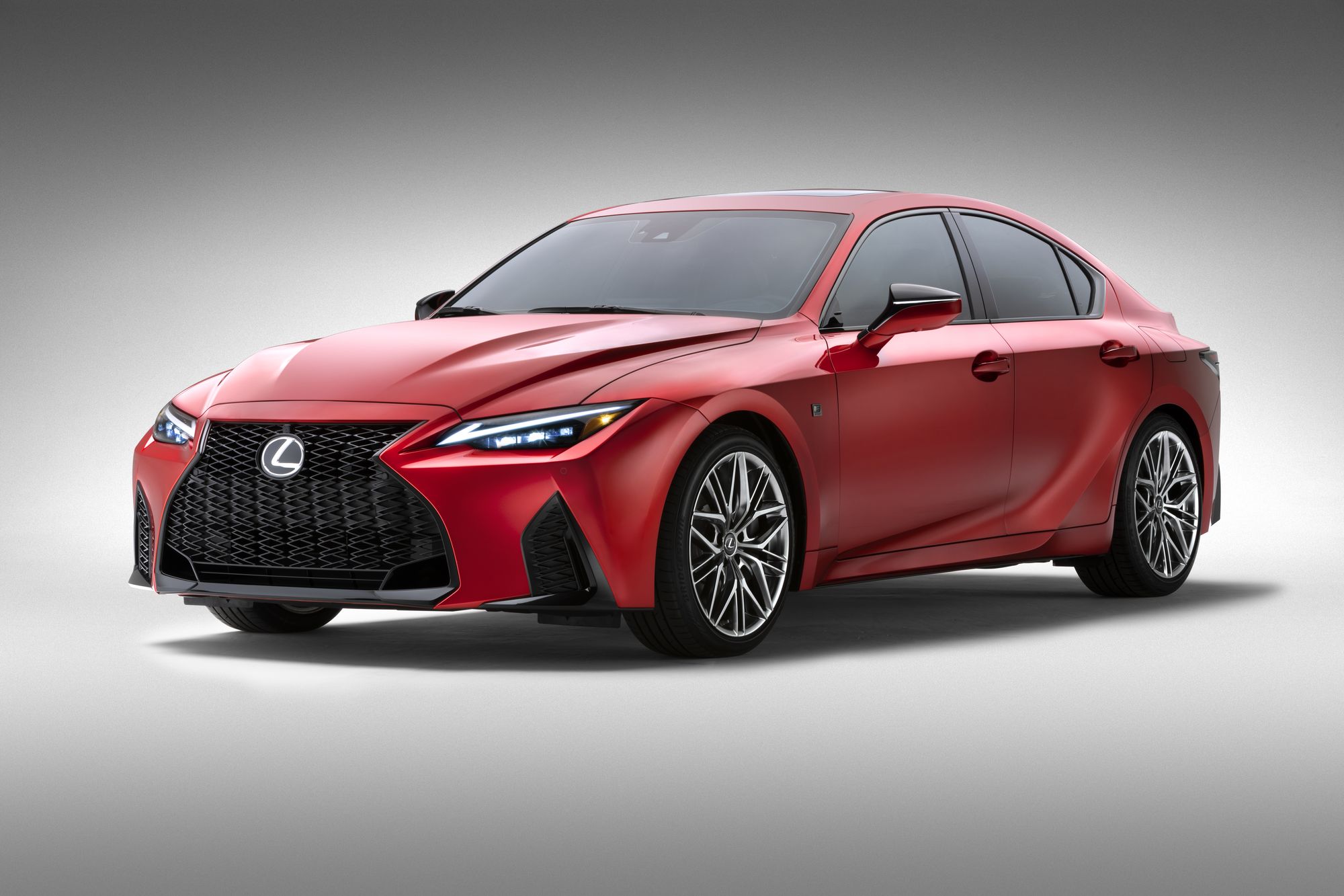 Lexus открыл новую линейку седаном IS 500 F Sport Performance — ДРАЙВ