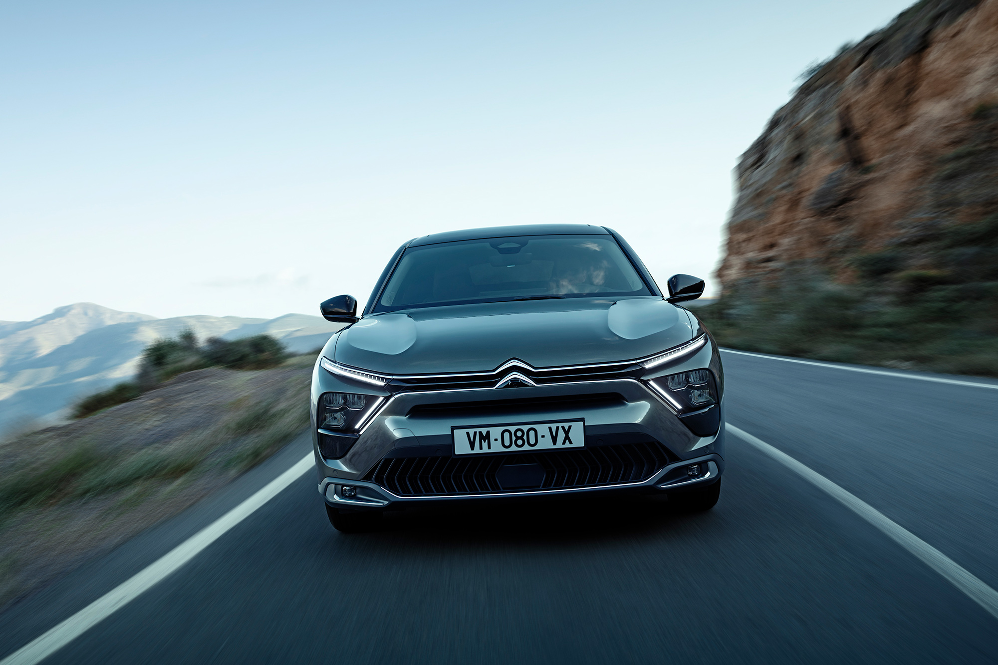 Новый флагман Citroen C5 X для Европы прописался в Китае — ДРАЙВ