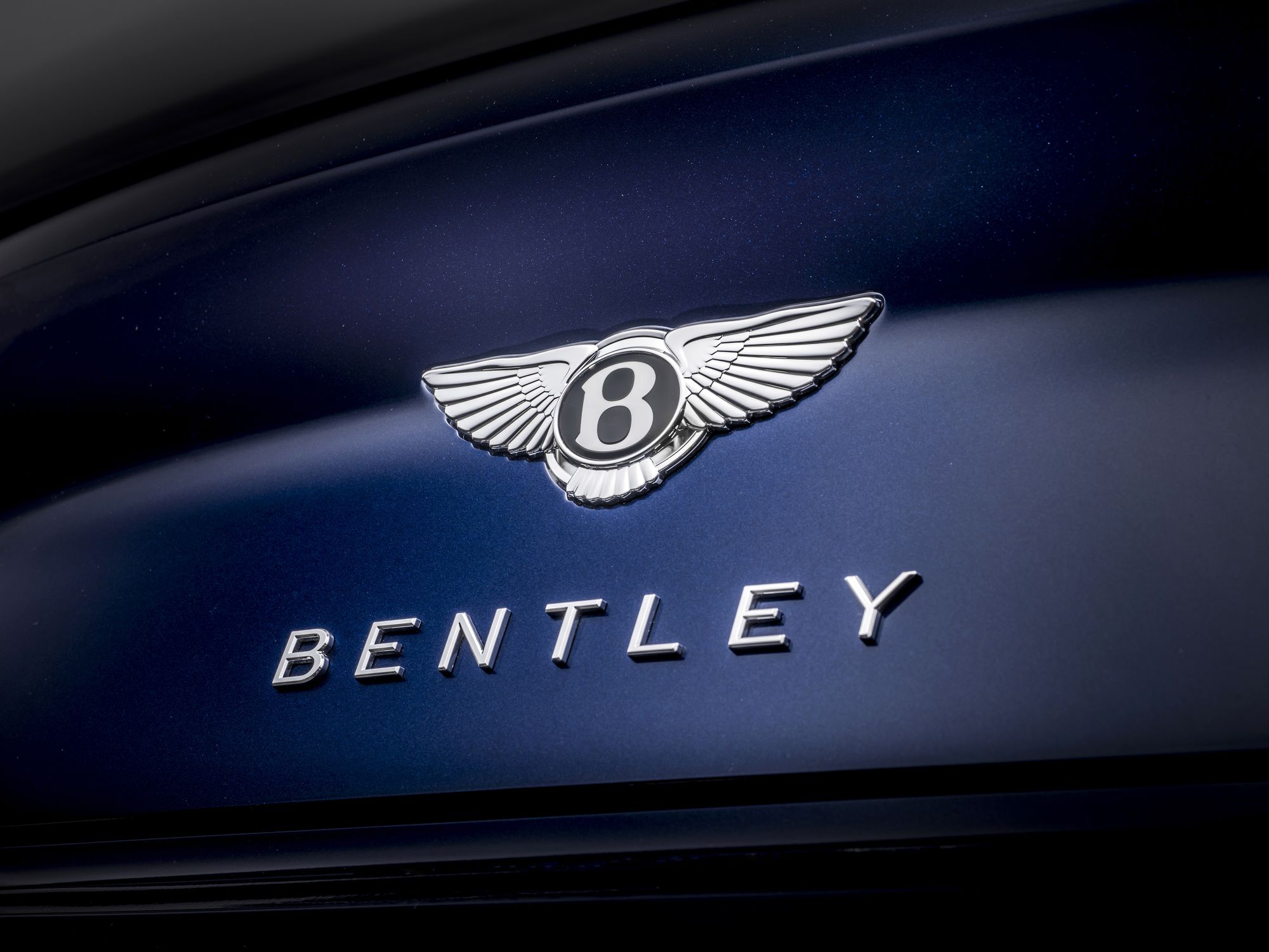 Открытый Bentley Continental GT Speed почти не уступил купе — ДРАЙВ