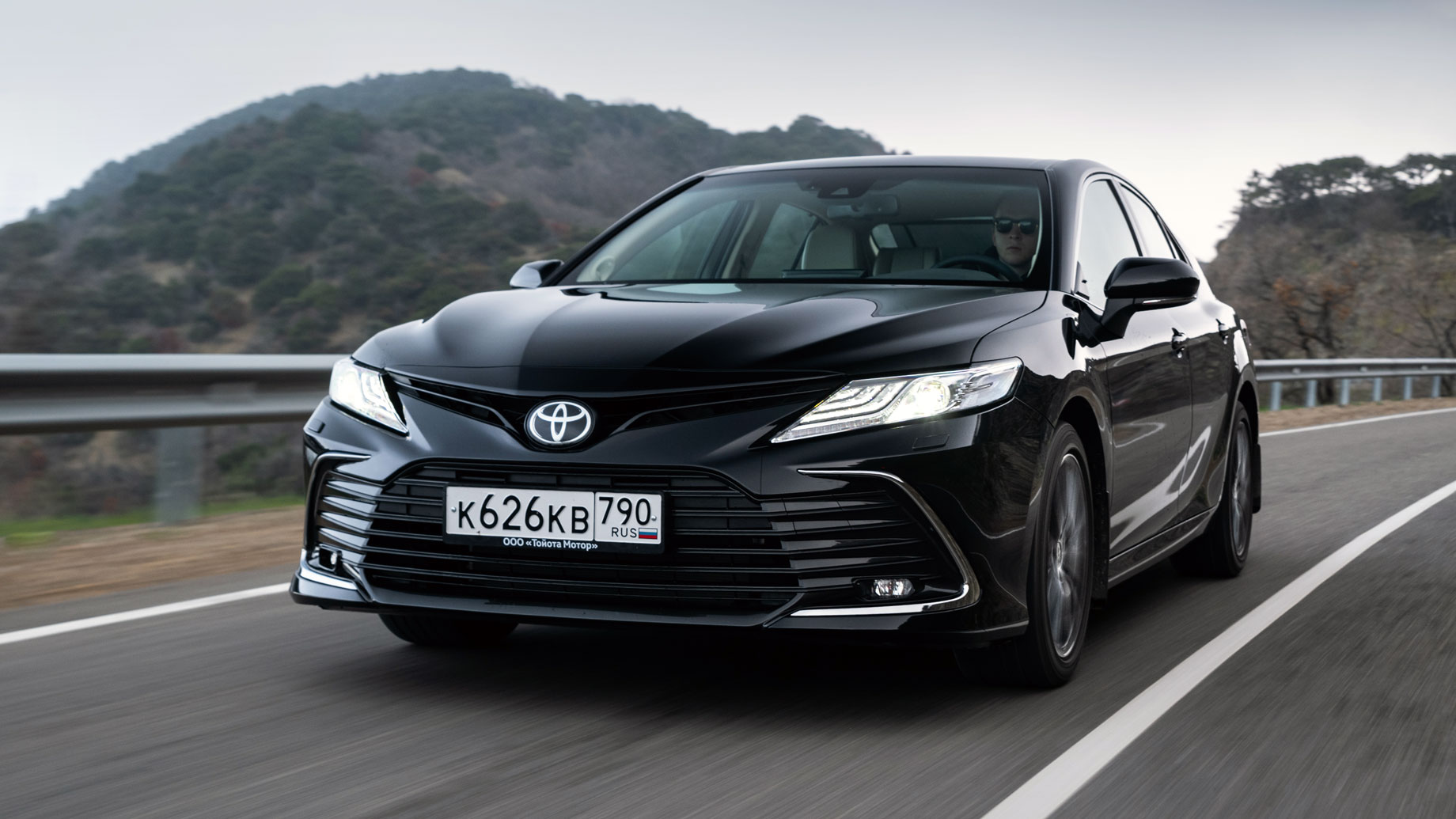 Toyota Camry 2019 Sport