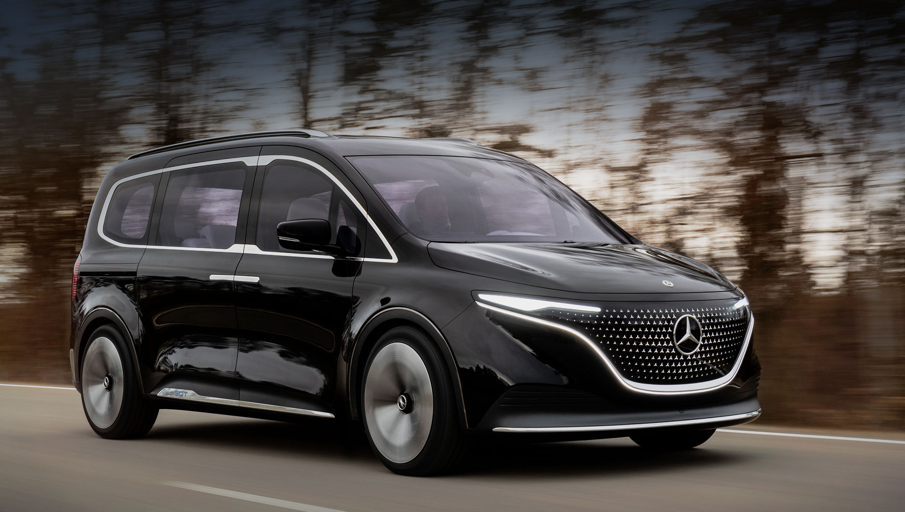 Mercedes-Benz Concept EQT рассказал о трёх компактвэнах