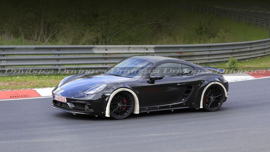 Прототип Porsche намекнул на разработку новой модели