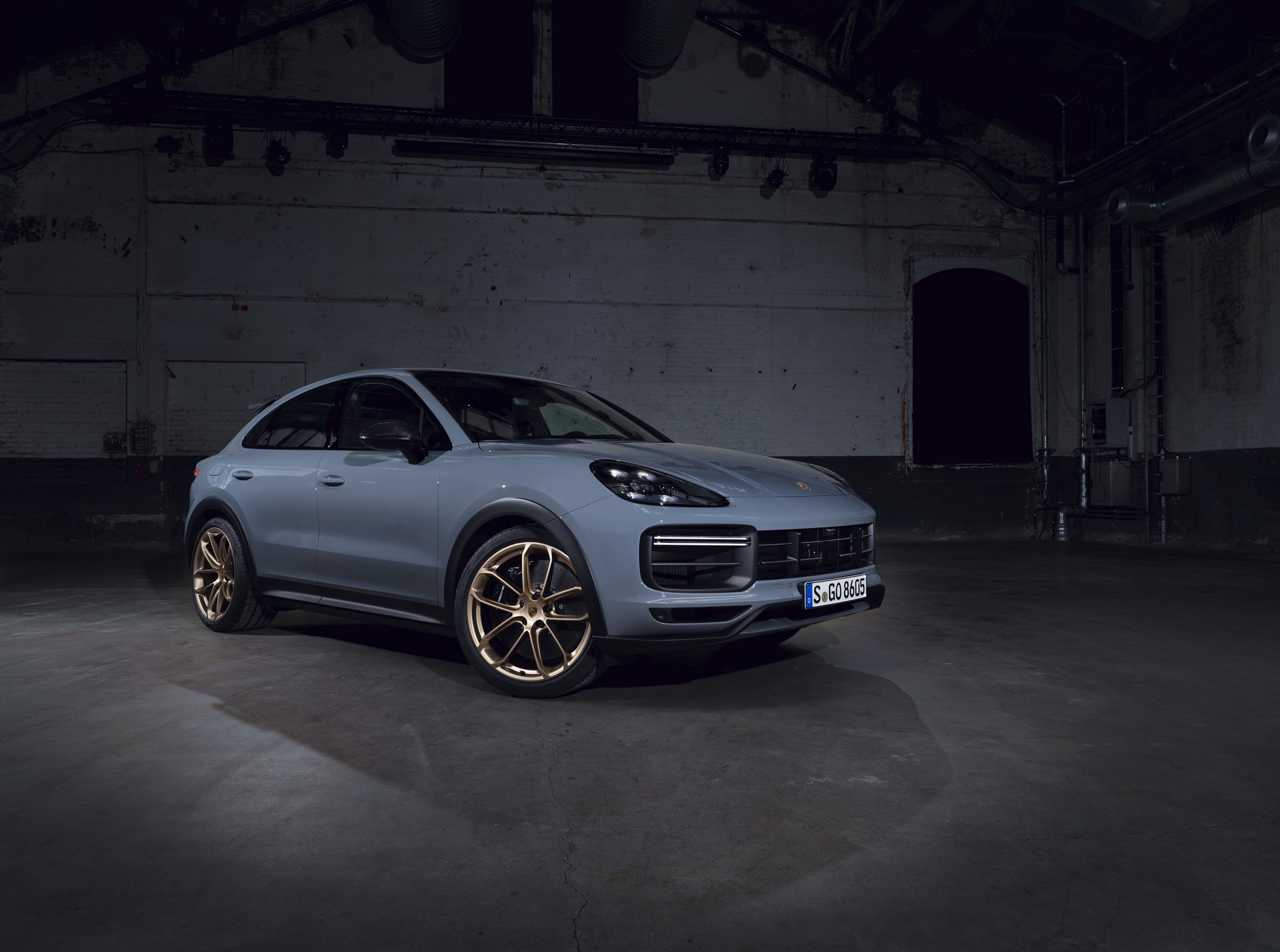 Кроссовер Porsche Cayenne Turbo GT оправдал статус спорткара — ДРАЙВ