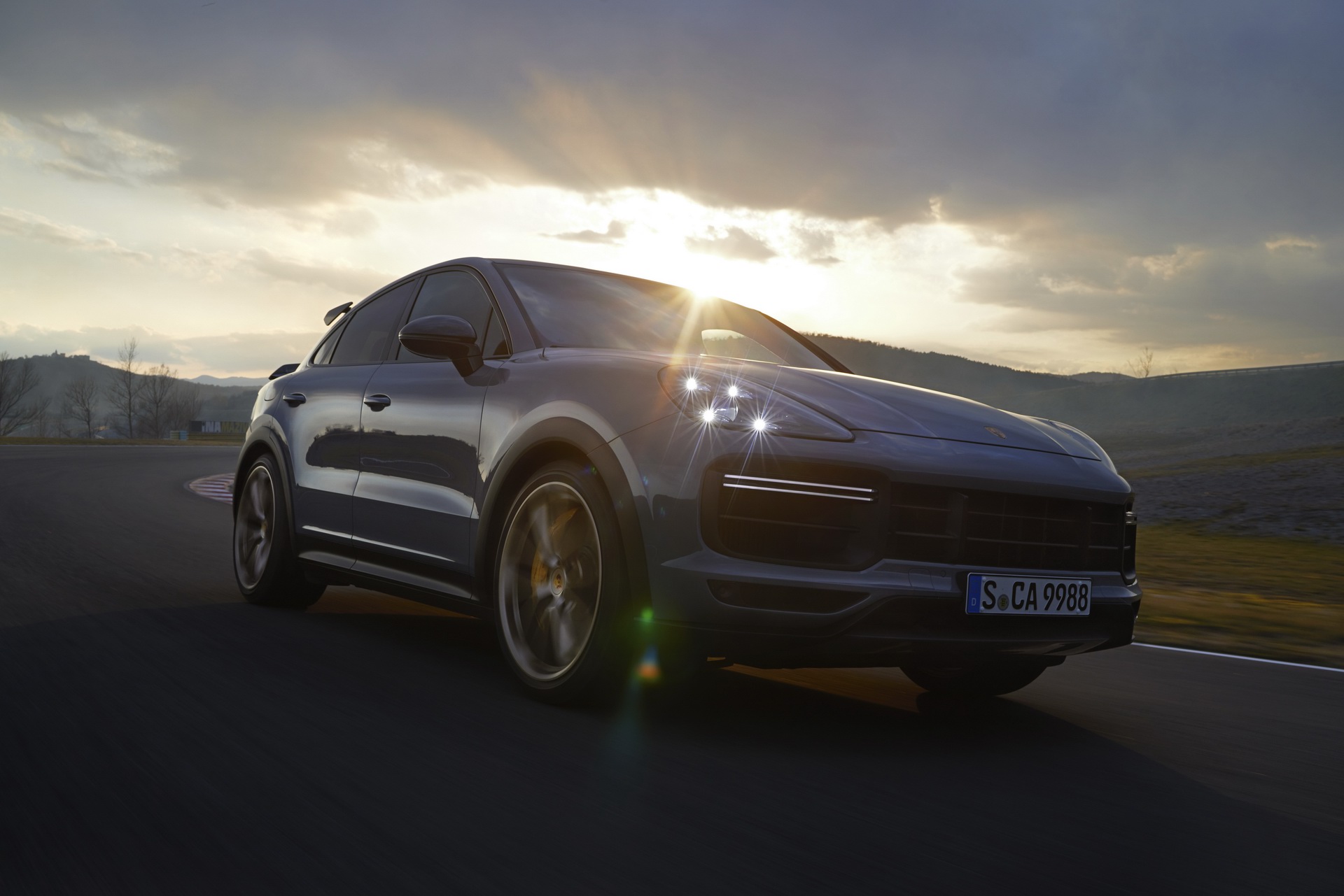 Кроссовер Porsche Cayenne Turbo GT оправдал статус спорткара — ДРАЙВ