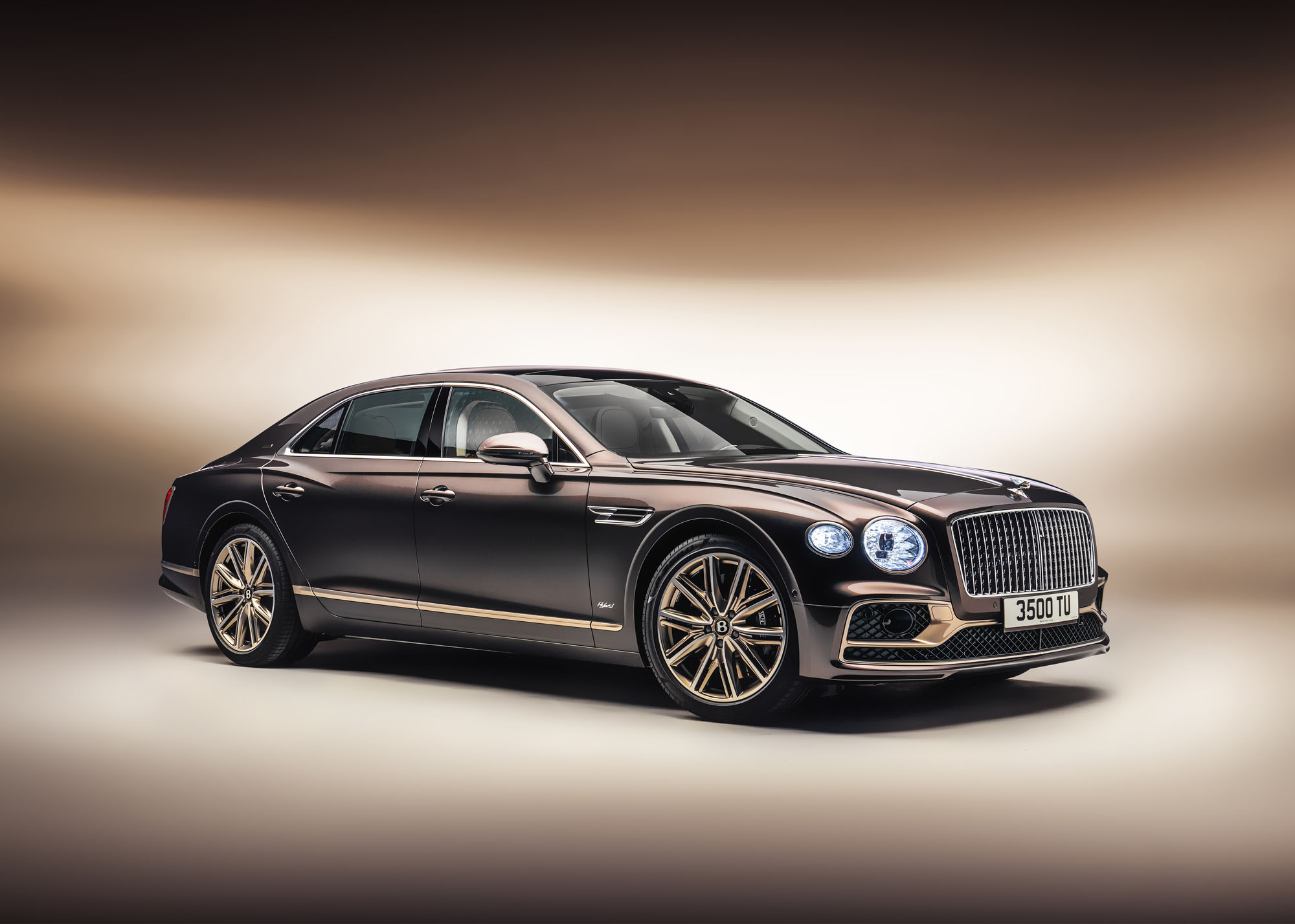 Bentley Flying Spur Hybrid Odyssean сделал акцент на экологичности — ДРАЙВ