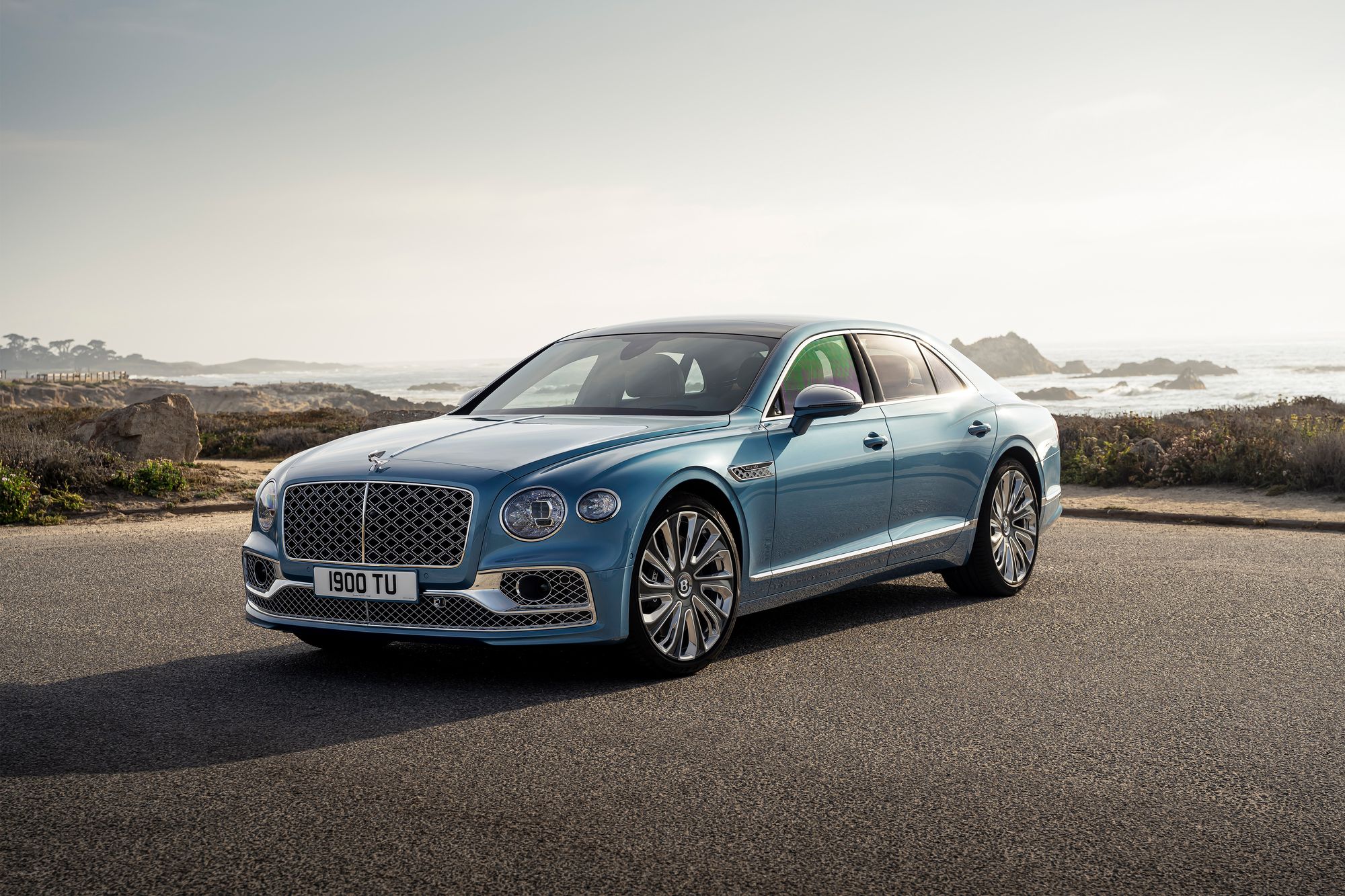 Седан Bentley Flying Spur обогатился в исполнении Mulliner — ДРАЙВ