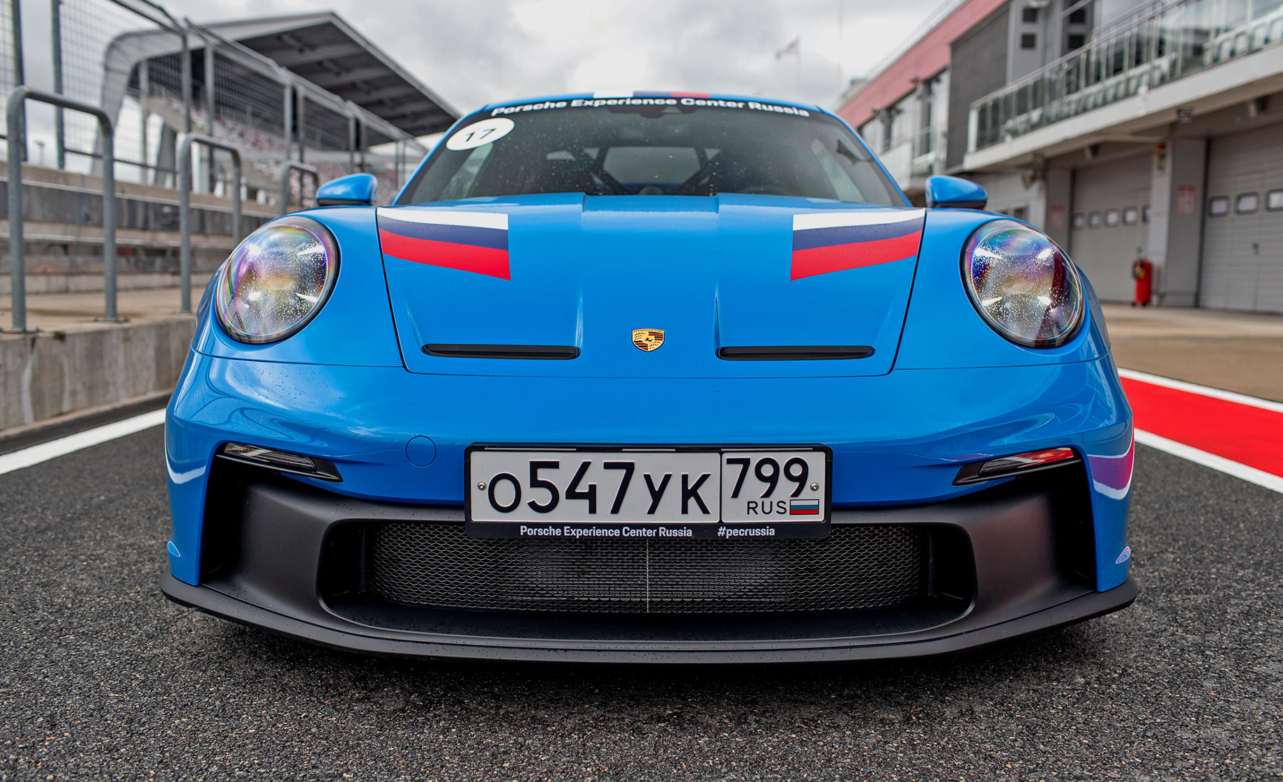 Отрываемся на Porsche GT3 серии 992 от Каймана GT4 c PDK