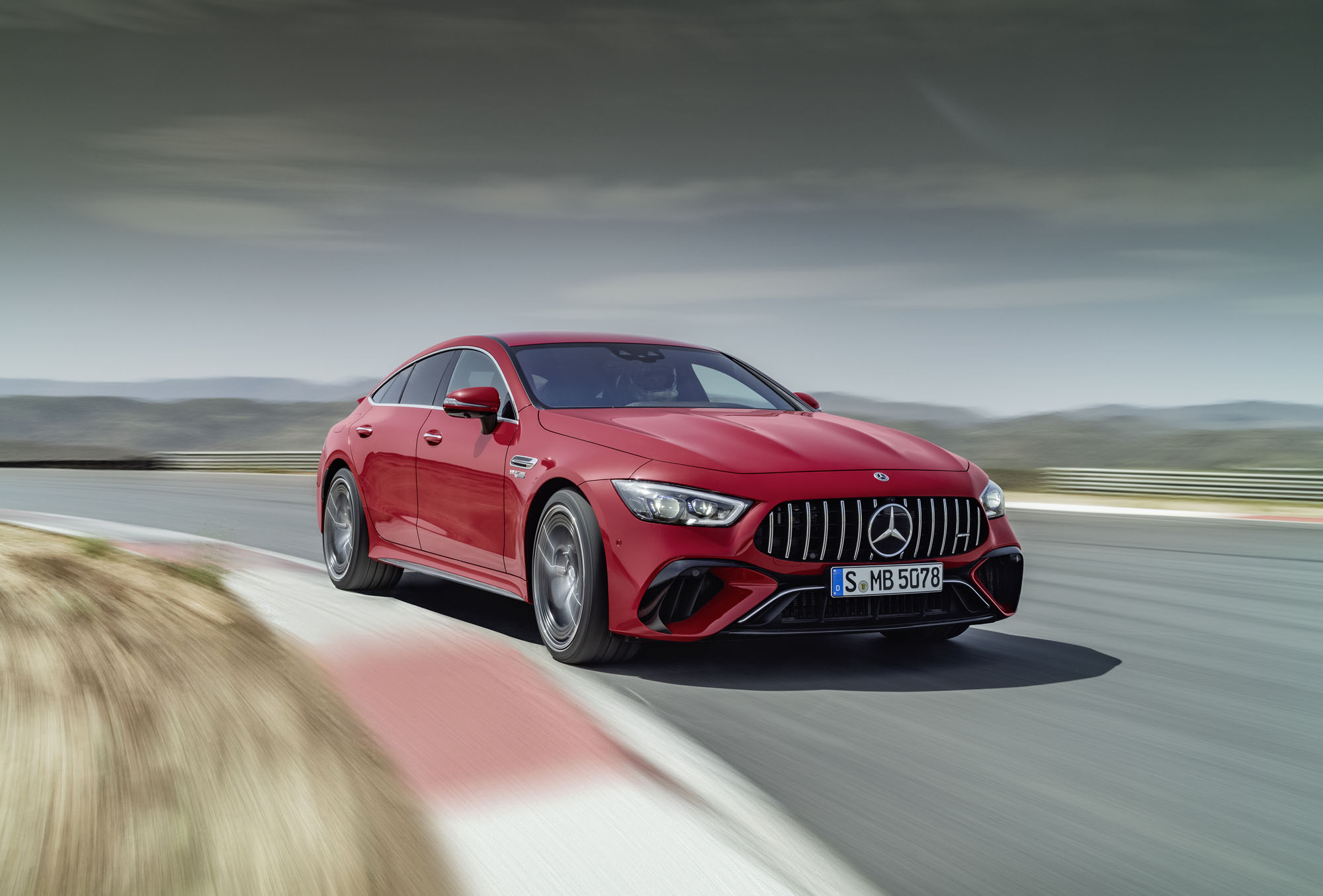 Mercedes-AMG GT 63 S E Performance     