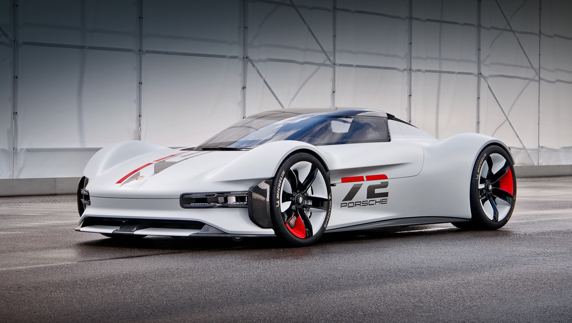 Концепт Porsche Vision Gran Turismo вступит в игру весной