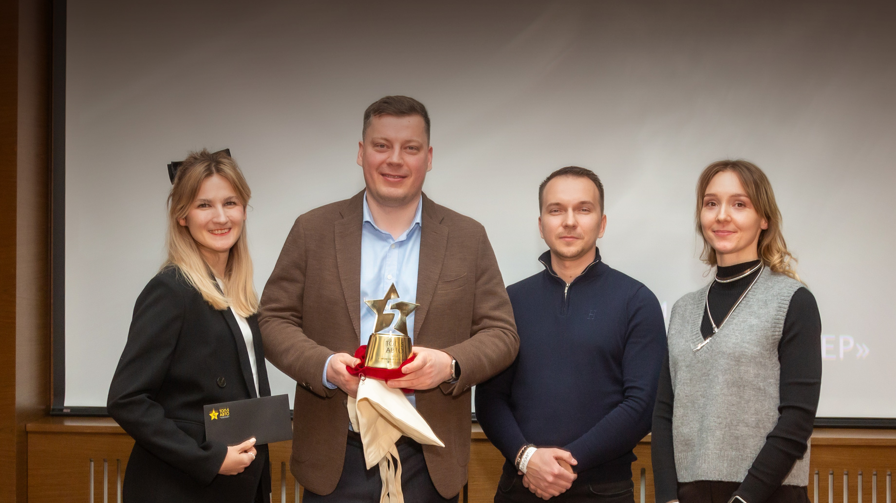 Jaecoo J7 стал победителем премии Топ-5 Авто