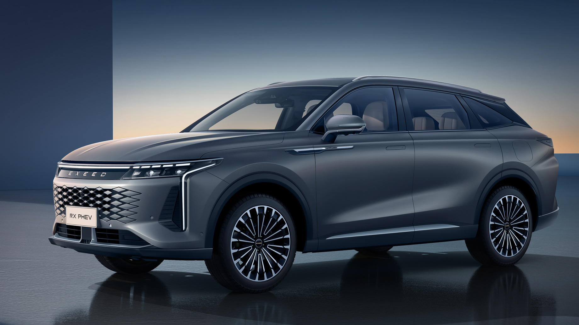 Exeed впервые представил характеристики гибридной версии кросс-купе Exeed RX
